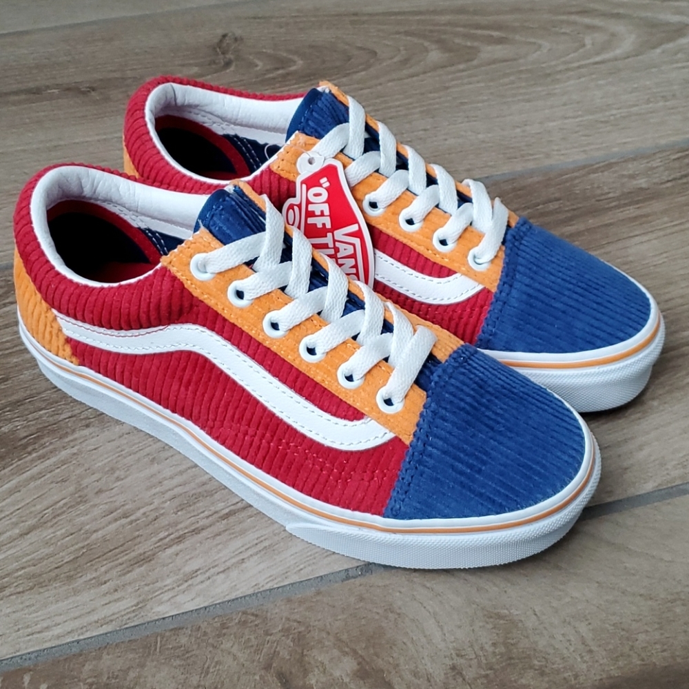 🆕️ Vans Corduroy Multi-Color